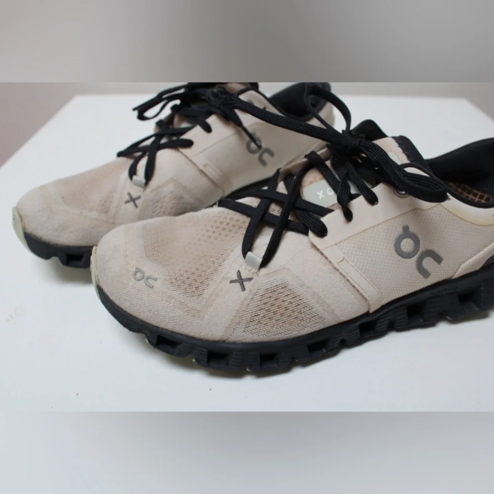 On Cloud X 3 shoes
